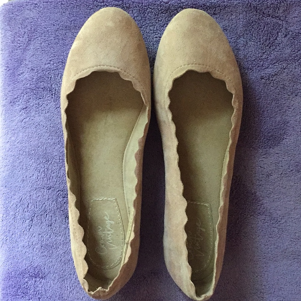 Pretty suede blush ballerina flats